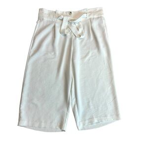 In every story white wide leg culottes Sz 16